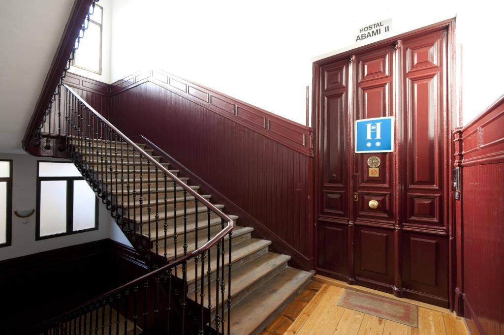 Hostal Abami II Мадрид Екстериор снимка