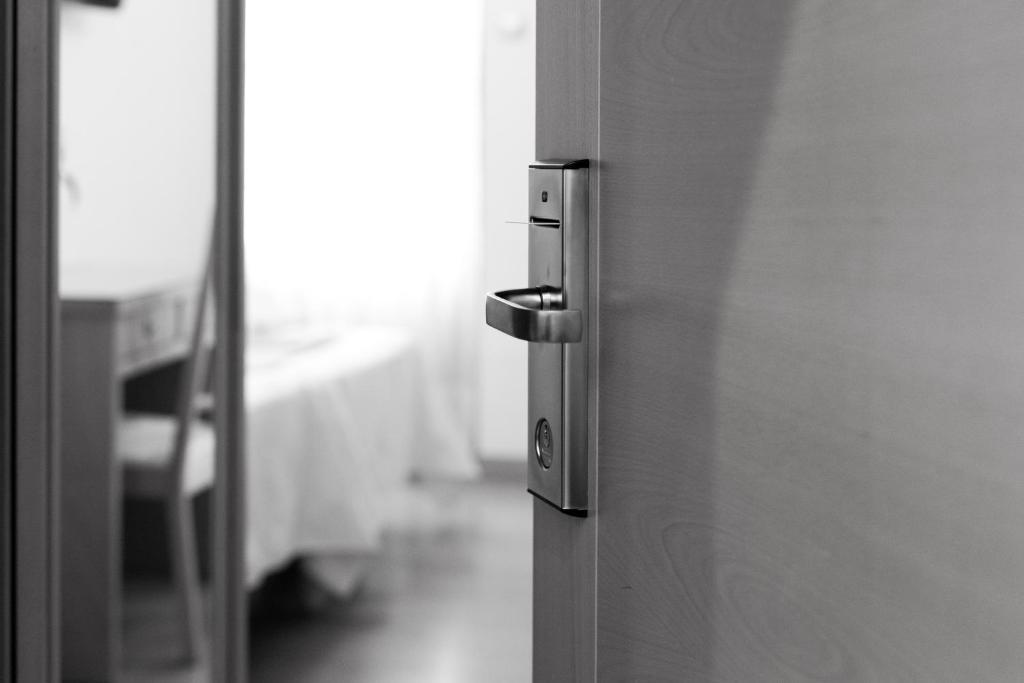 Hostal Abami II Мадрид Екстериор снимка